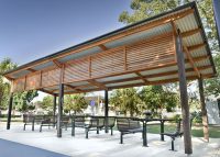 Classic Plaza DDA Seats, without armrests, paired with Park DDA Tables at Anzac Park. Photo: Artur Ferrao