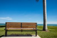 Aria Seat (CMA1) 3-seater with battens in aluminium woodgrain Spotted Gum, Textura Woodland Grey frame.