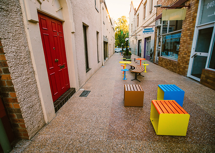 Linea Cube (LIC6) in Textura Russet, Brilliant Yellow, Sensation Orange and Bondi Blue.