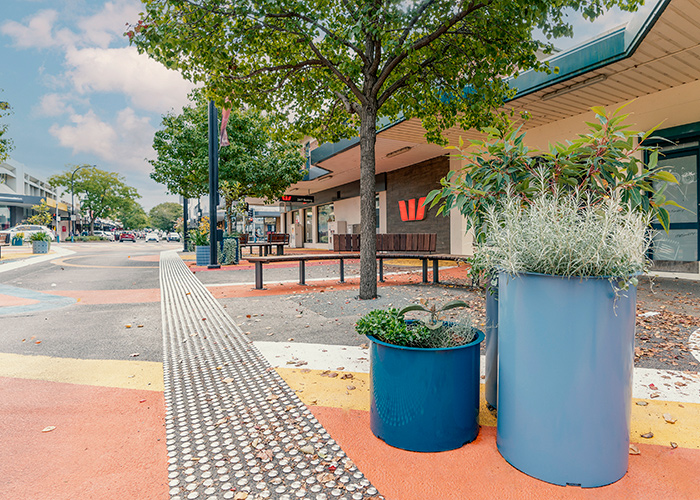Tailored Frame Planters (PT3) round with panels in custom Nowra Teal and Wedgewood.