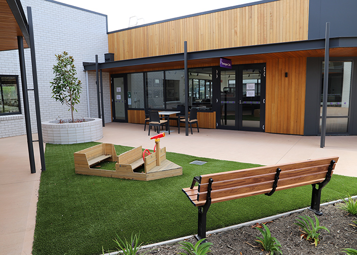 Park DDA Seats (PS7-DDA) with aluminium woodgrain Spotted Gum battens, Night Sky frames.