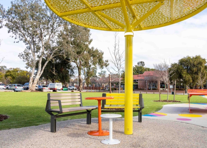 Aria Seating System (2S-C45-2S) in aluminium Curly Birch, Brilliant Yellow and Textura Woodland Grey.