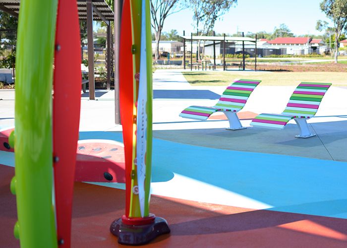Mall Sun Lounges with Pearl White, Telemagenta Pink, Lycra Strip Green, Viper Green and Shamrock battens.