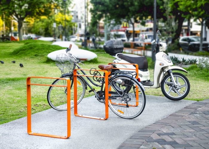 Linea Bicycle Stand (BST07) in Sensation Orange.