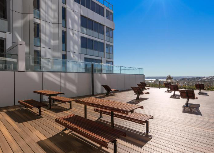 Classic Plaza Settings with end-access to accomodate wheelchairs. Photo: Meriton.
