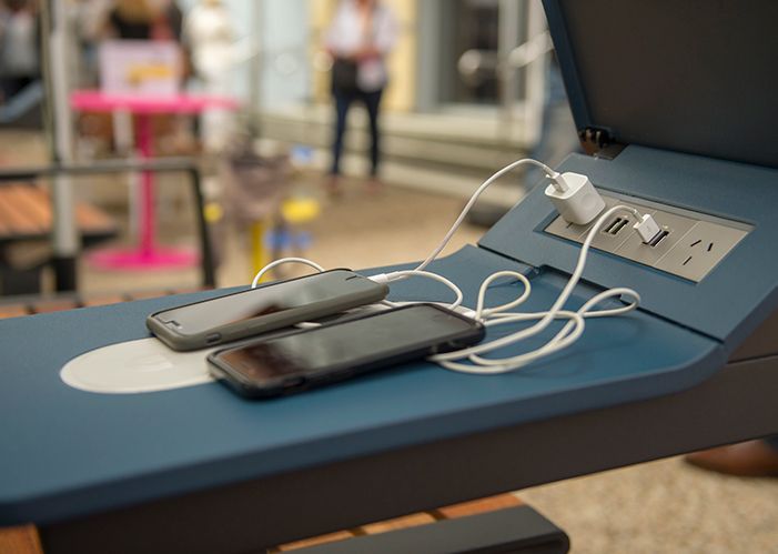 PowerMe™ charging table, with usb and power points engaged.