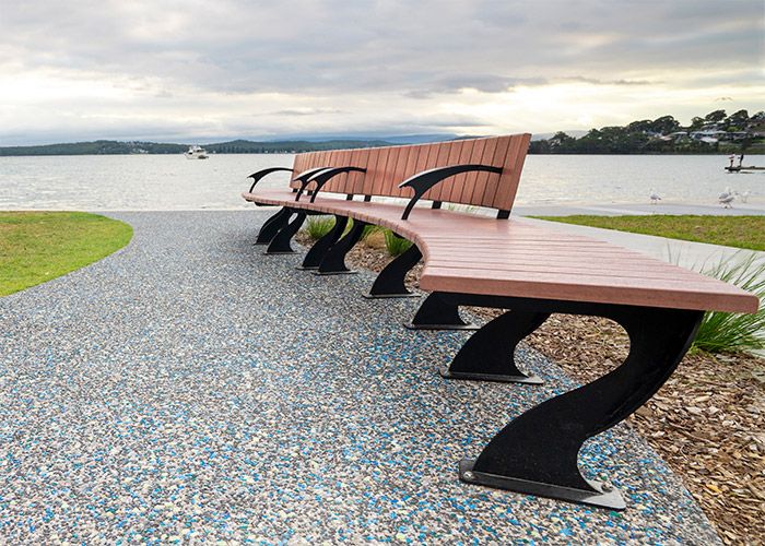 Arc Seat with tailored Modwood battens, frames in Night Sky.