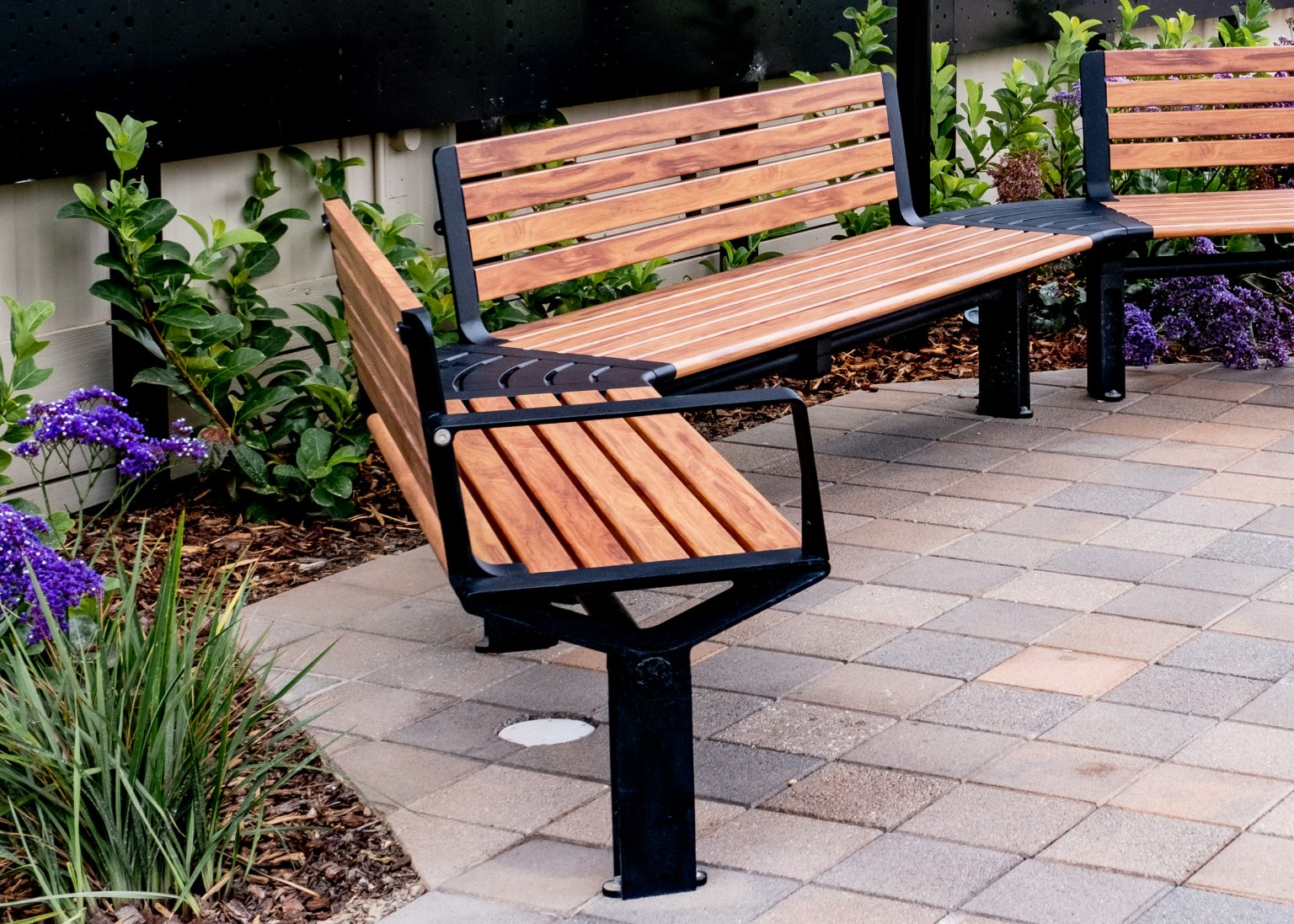 Aria Seating System (2S-C45-3S-C45-2S), aluminium Spotted Gum battens, Textura Night Sky frame.