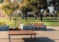 Mall Platform (CMM9) with aluminium woodgrain battens in Spotted Gum, Sable Brilliance frame.