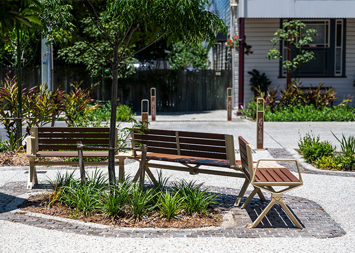 Aria Seating System (2S-C45-3S-C45-2S) with aluminium Bush Cherry battens, Textura Doe Skin frame.