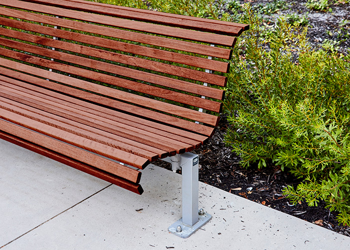 Classic Plaza Seat (CMP1) with eco-certified hardwood battens and Palladium Silver frame.