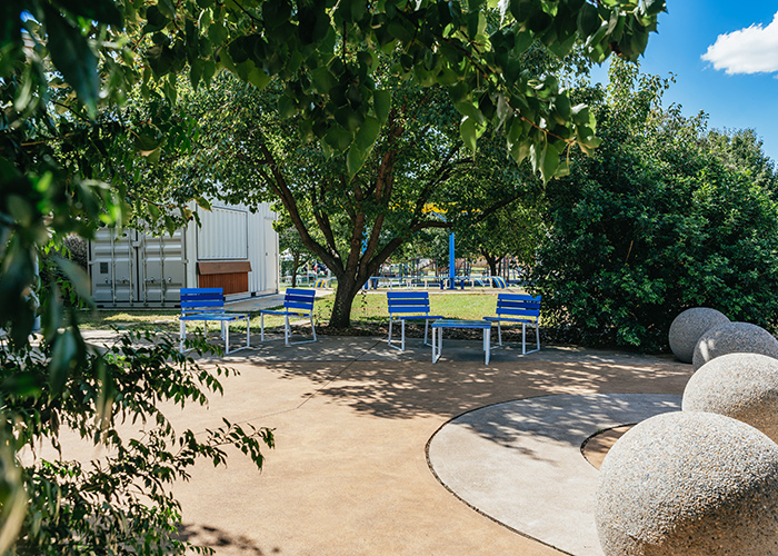 Forum Seat (FS7) and Low Table (FT7) in Bondi Blue, Jaybird Blue and Brilliant Yellow with Pearl White frame.