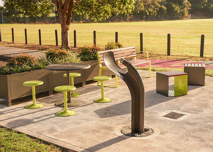 Frame Planter, Cafe Setting, Arqua Drinking Fountain, Linea Seat and Linea Cubes.